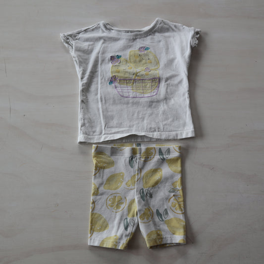 Carters - Pajamas (3T)