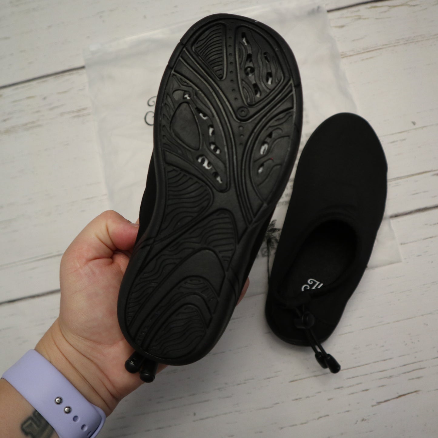 Honeysuckle - Water Shoes (11C)
