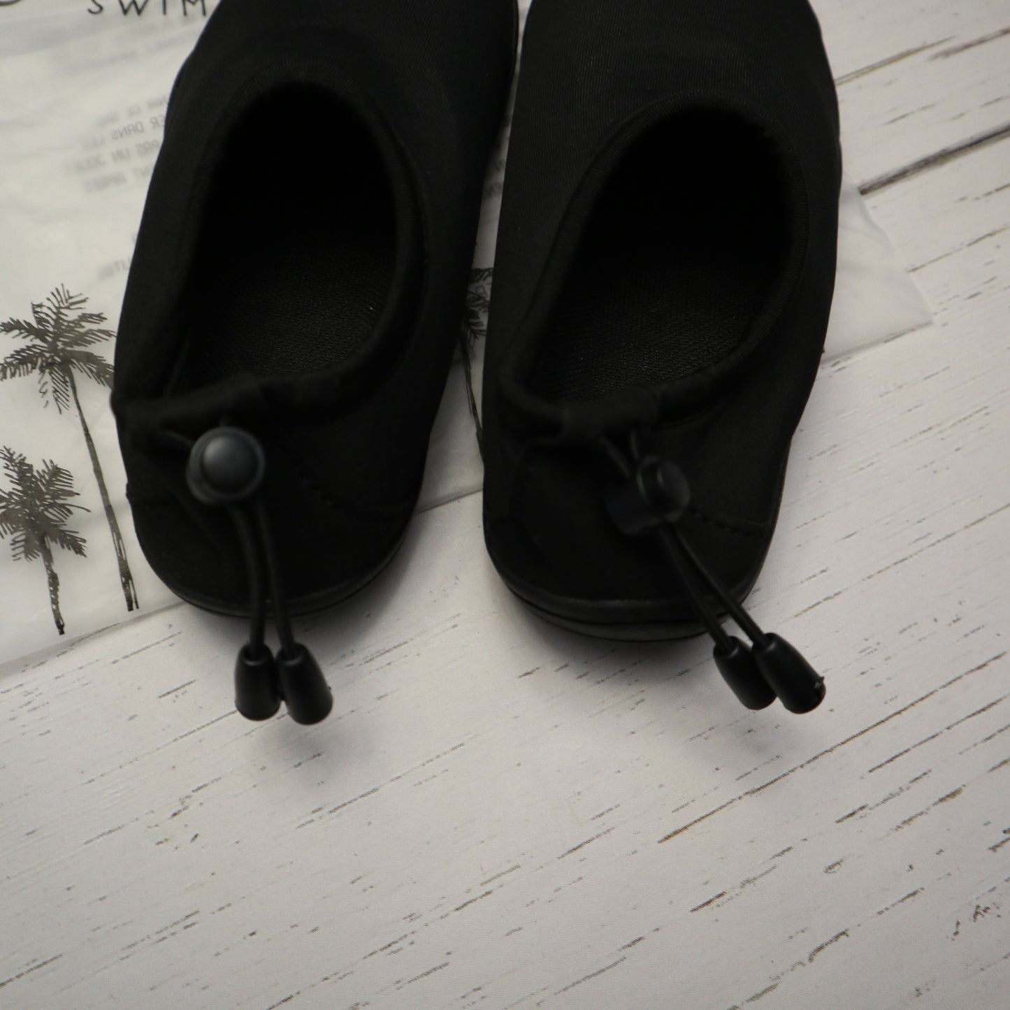 Honeysuckle - Water Shoes (11C)