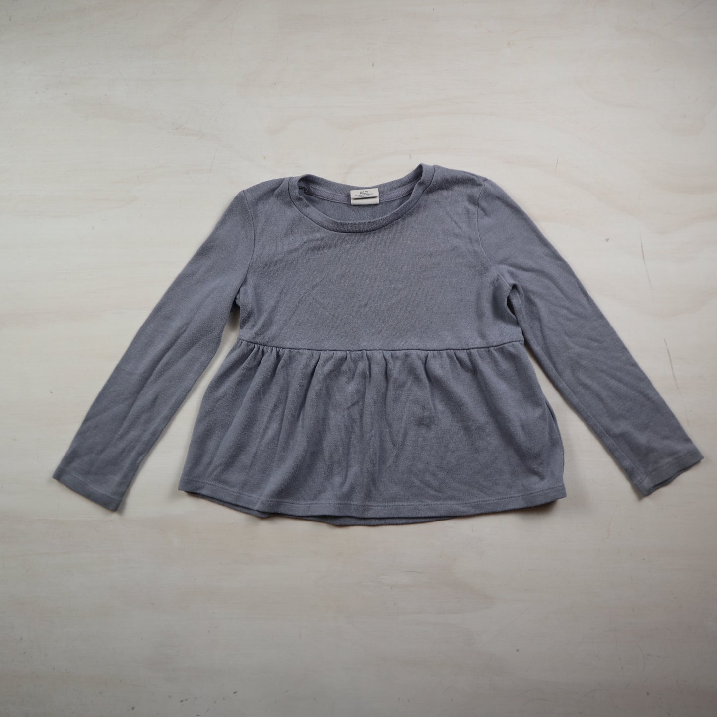 Gap - Long Sleeve (4/5)