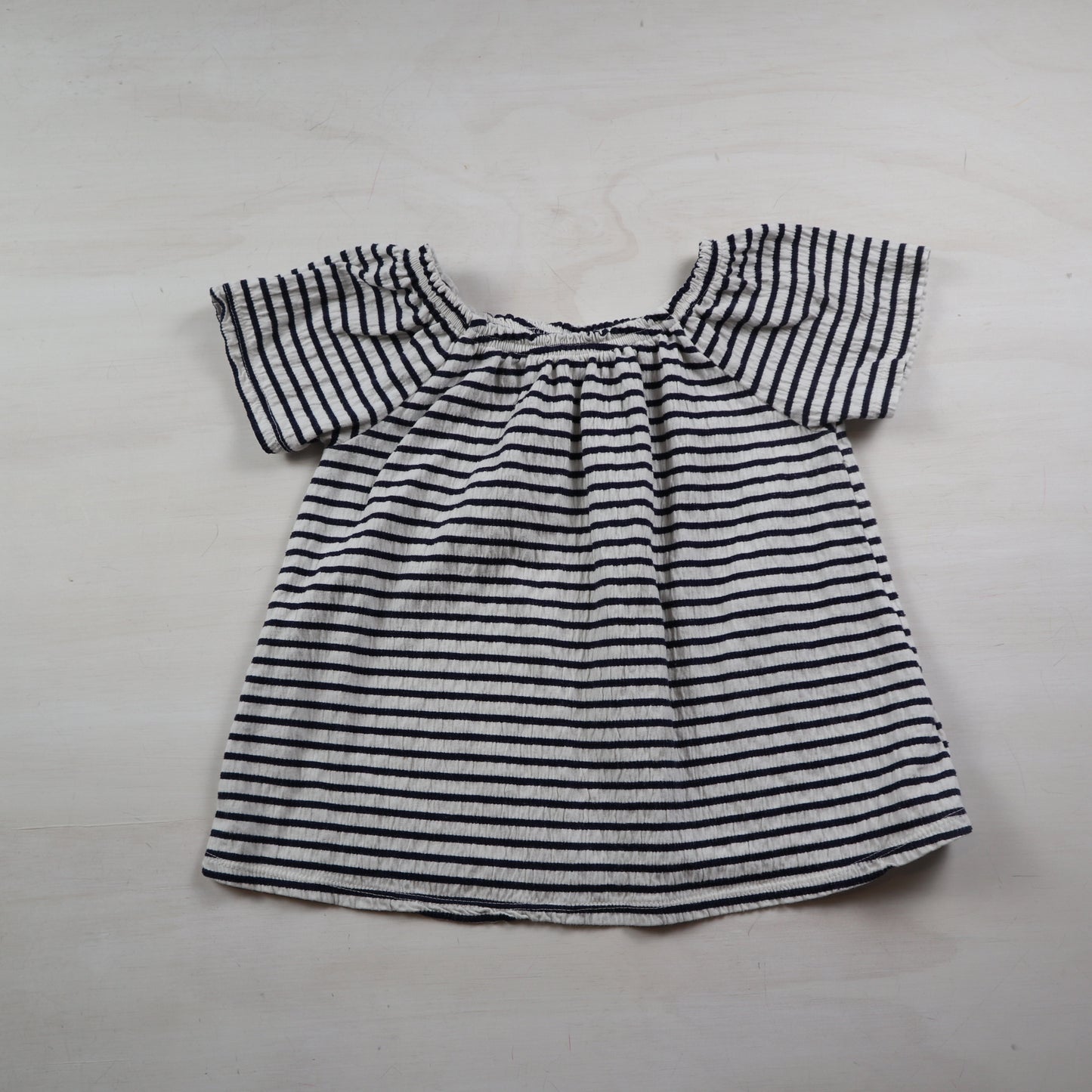 Old Navy - T-Shirt (5T)