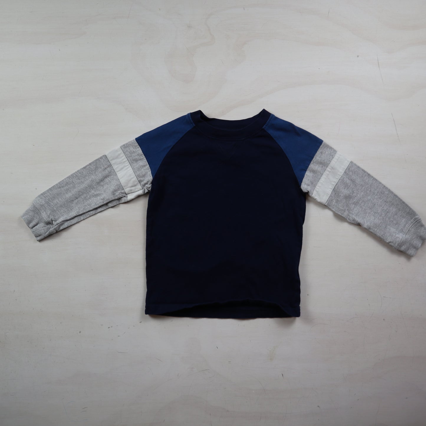 Carters - Long Sleeve (3T)