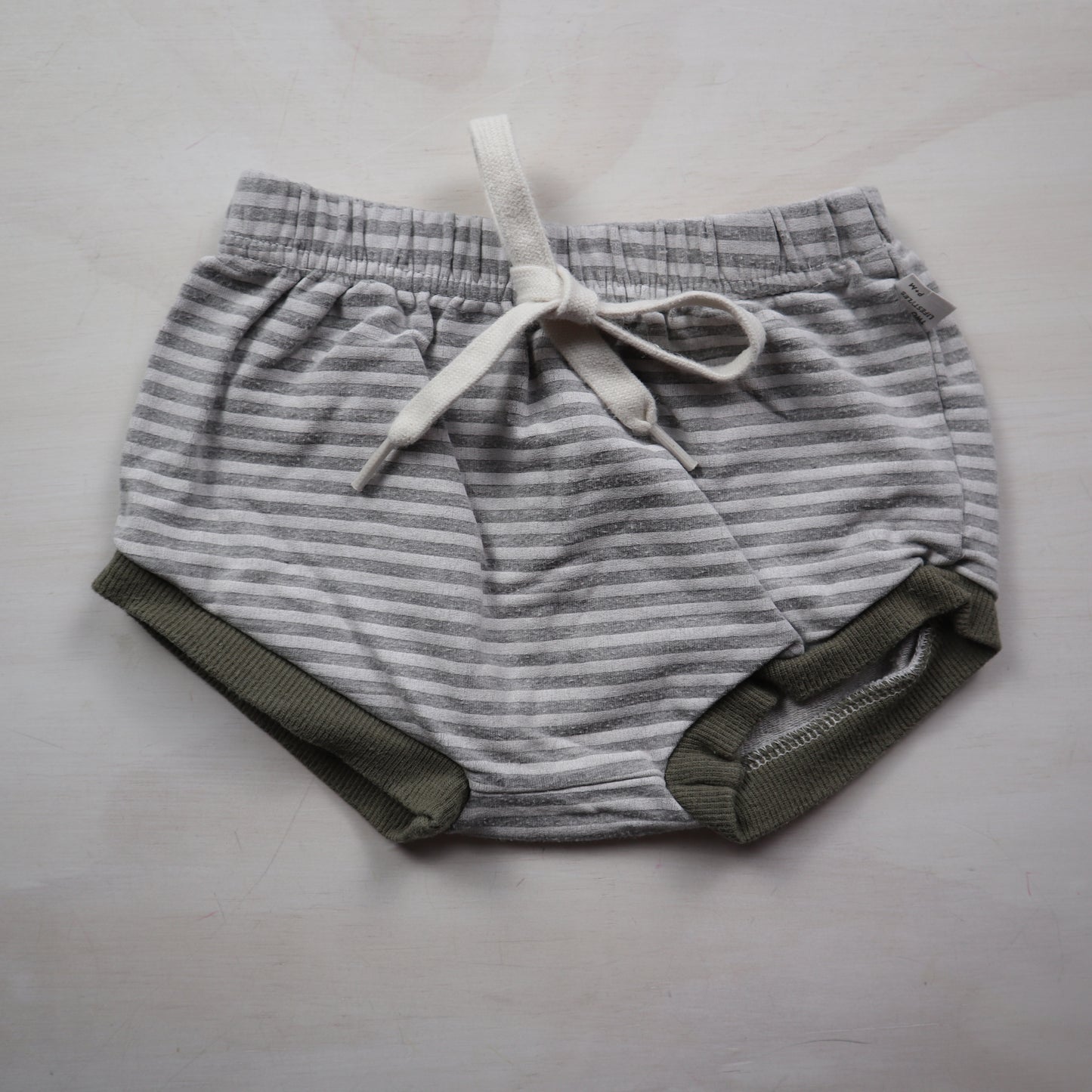 Portage & Main - Shorts (3/4T)