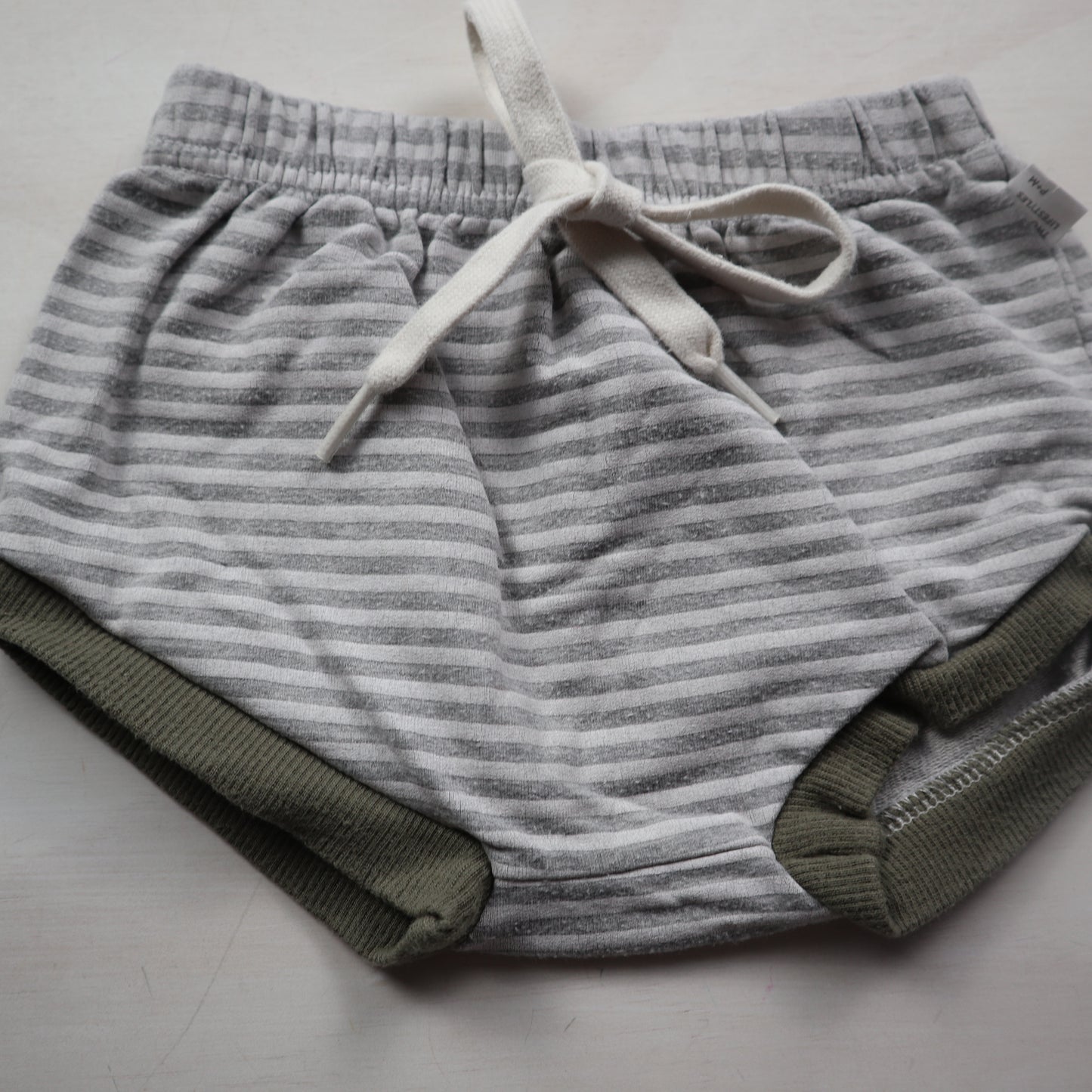 Portage & Main - Shorts (3/4T)