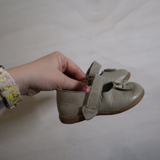 Outbak's - Shoes (12-18M)